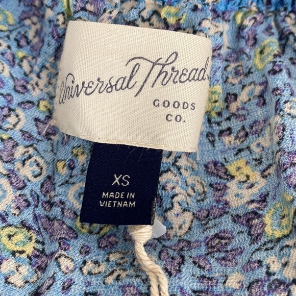 Women’s Spaghetti Cross Strap Floral Tiered Dress Universal Thread Navy Size XS - Picture 5 of 7